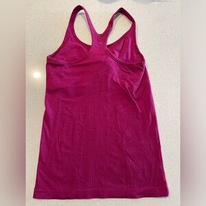 Lululemon ebb to street tank